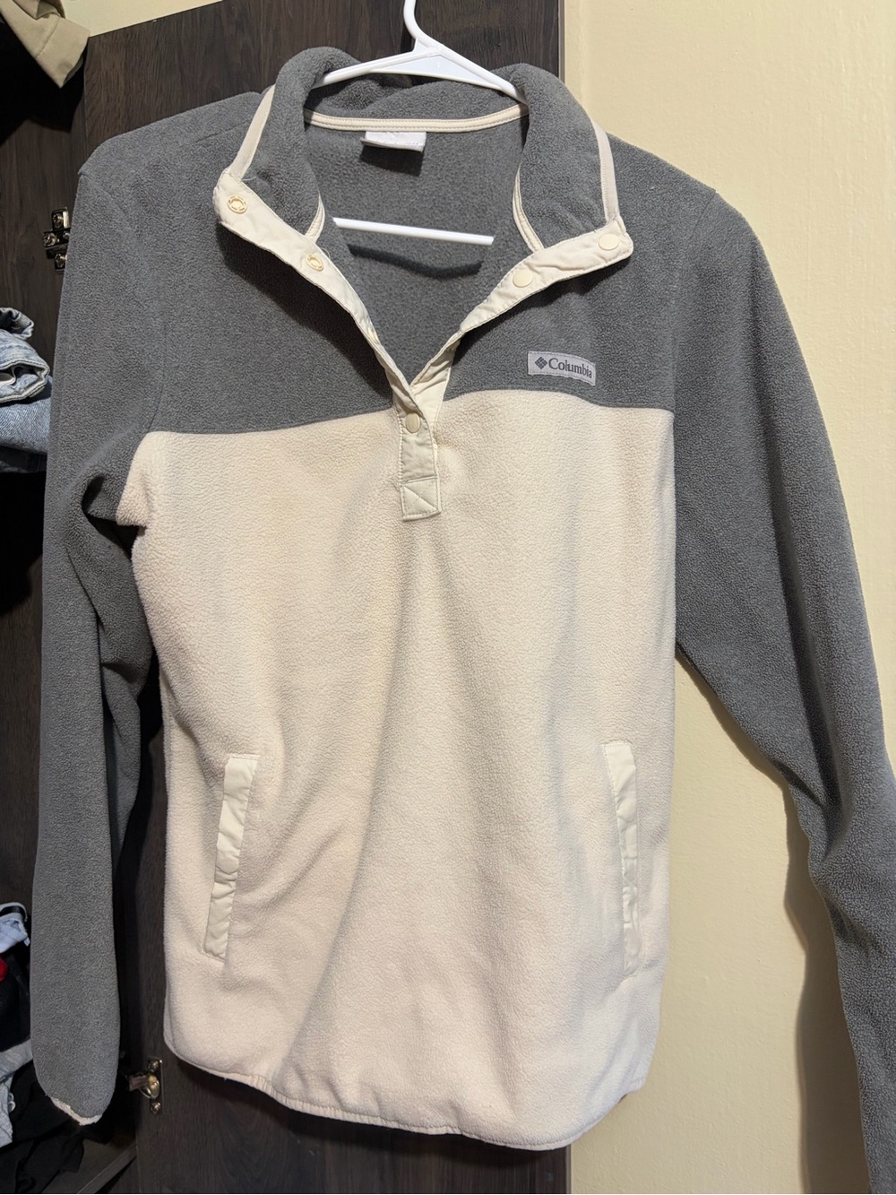 Columbia Two-Tone Fleece Pullover - Gray & Cream